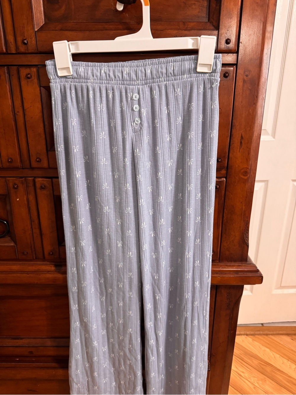 pj set - Picture 3 of 5